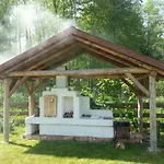 Holiday home Dom W Sapach Sapy
